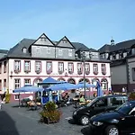 Hotell Lahnschleife 4*