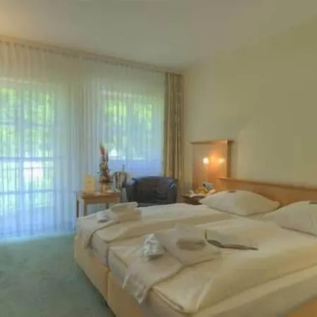 Hotel Lahnschleife 4*