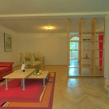 Hotel Lahnschleife 4*